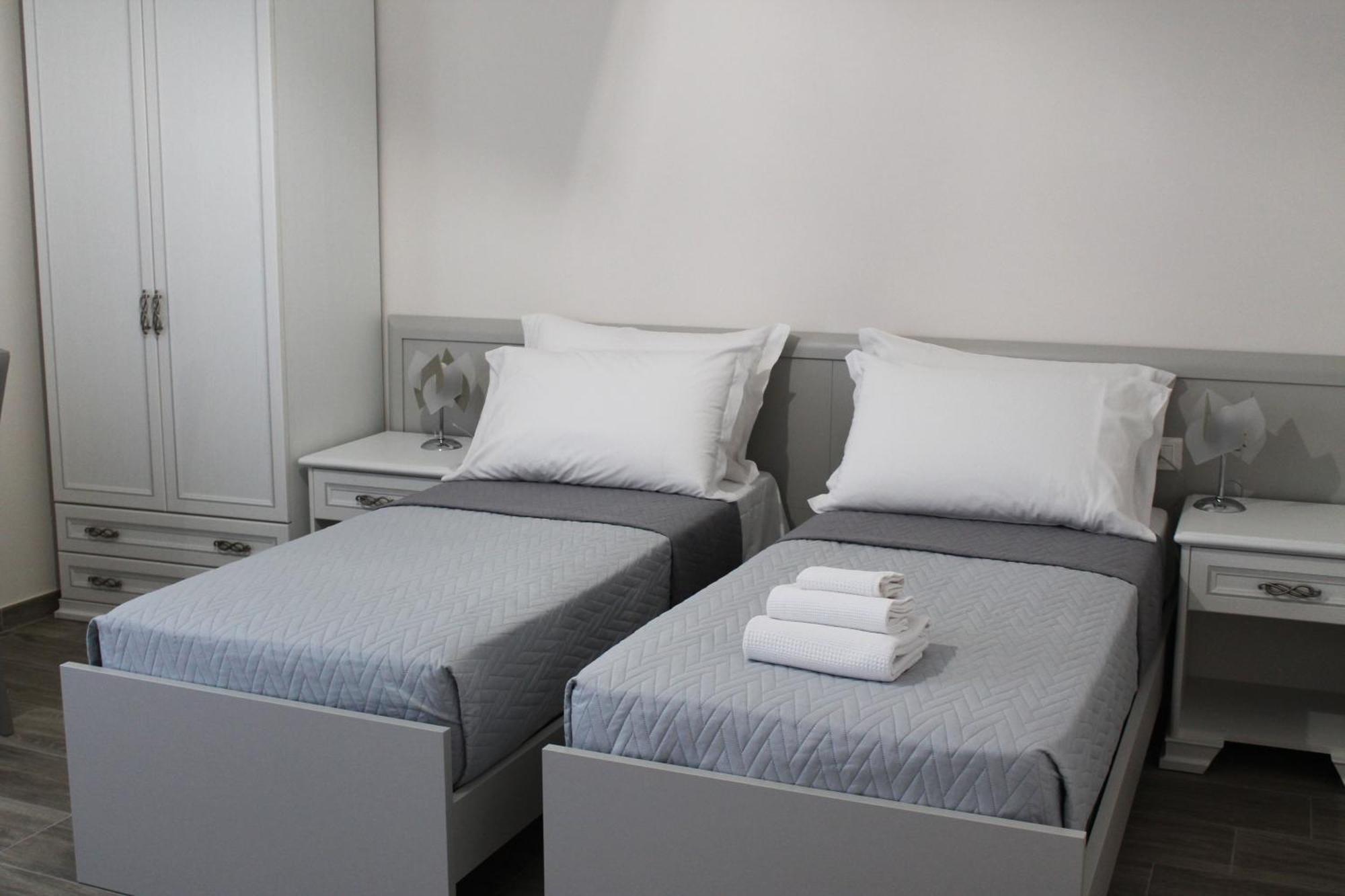 L'Acchiappasogni Vesuviano Guest House Portici Zimmer foto
